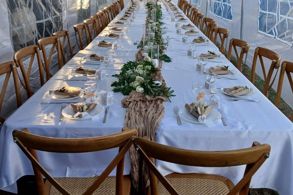Détail vaisselle Chez Pola